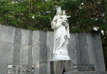 富士の聖母子像